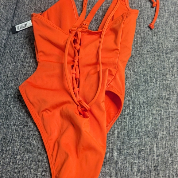 Ta3 Hi Cut Plungy - Picture 5 of 10